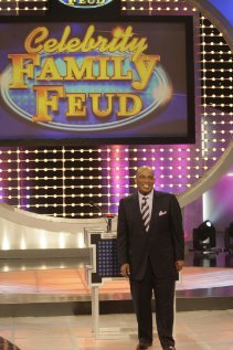 Смотреть Celebrity Family Feud (2008) онлайн в Хдрезка качестве 720p