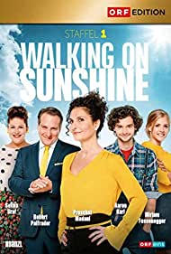 Смотреть Walking on Sunshine (2019) онлайн в Хдрезка качестве 720p